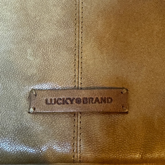 Lucky Brand BoHo Tan Caramel Flap Leather Crossbody Bag Purse Maximum Storage - Picture 5 of 11